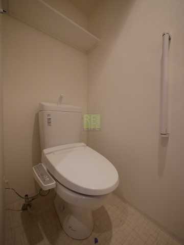 レジディア新御徒町IIのトイレ写真