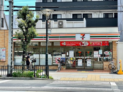 コンビニ　セブンイレブン 大阪阿倍野筋5丁目店（コンビニ）まで11m