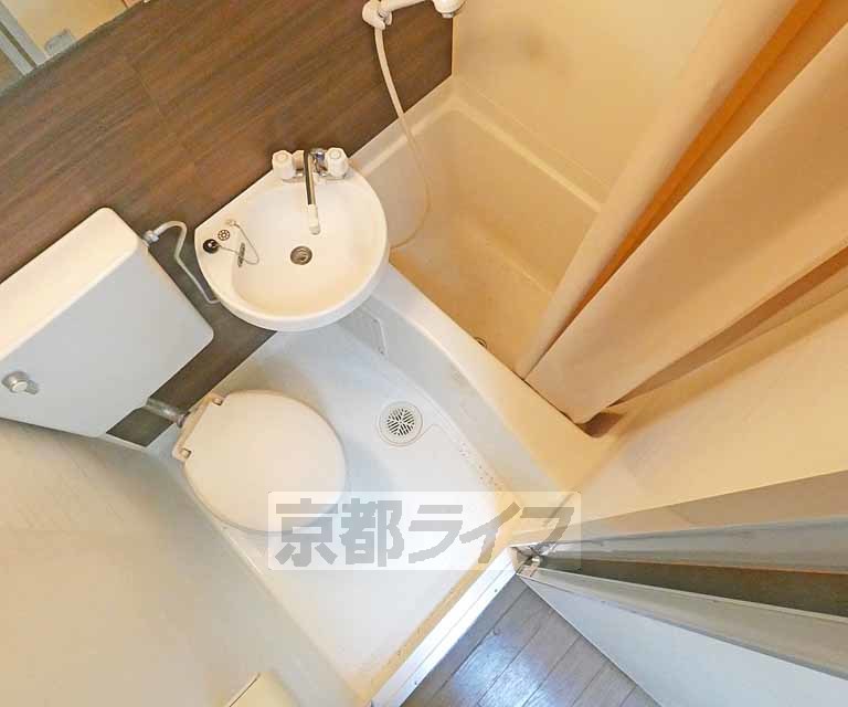バス・シャワールーム　きれいなユニットバスです