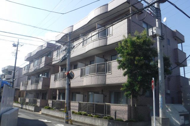 建物外観　2010年完成オートロックマンション♪