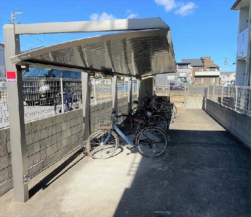 その他共有部分　屋根付き駐輪場
