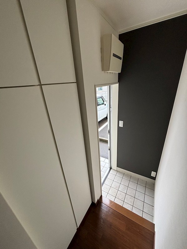 玄関　※別部屋参考写真※