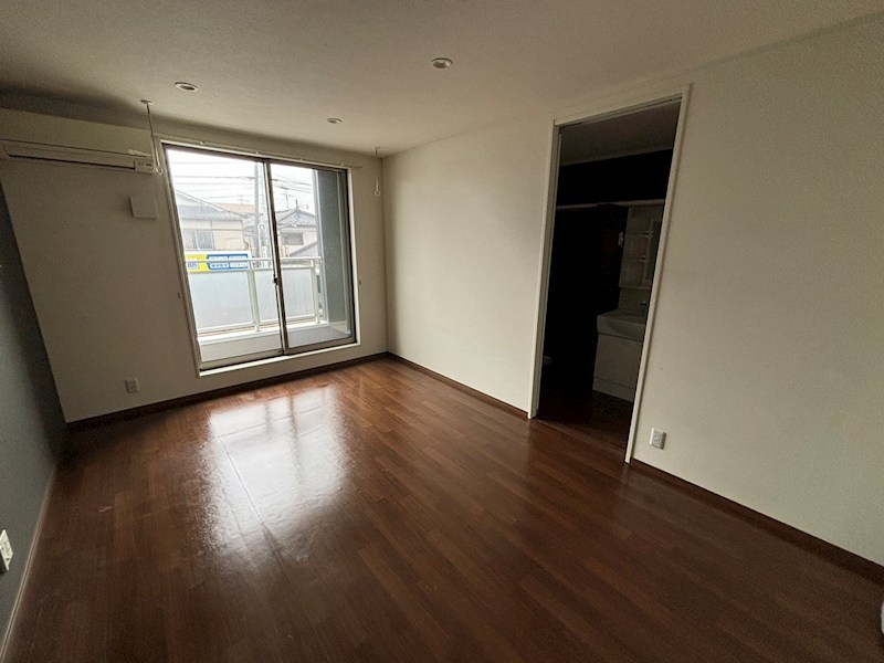 居室・リビング　※別部屋参考写真※