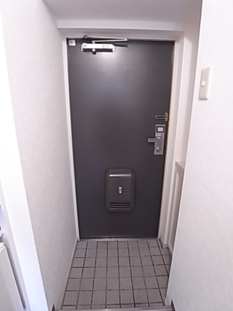 ローズコーポ阪神尼崎の玄関写真