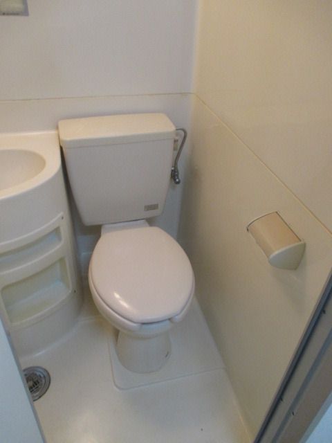 トイレ　★お部屋探しは株式会社タウンハウジング東京まで★