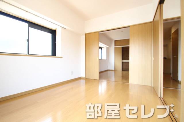 居室・リビング　綺麗なお部屋です。