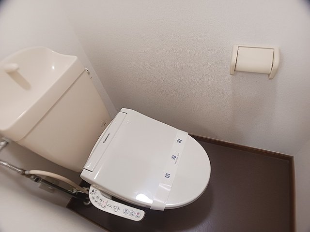 トイレ　ゆったりとした空間のトイレです