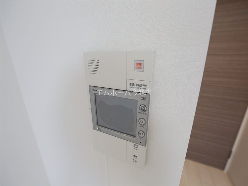 セキュリティ　TVモニター付インターホン