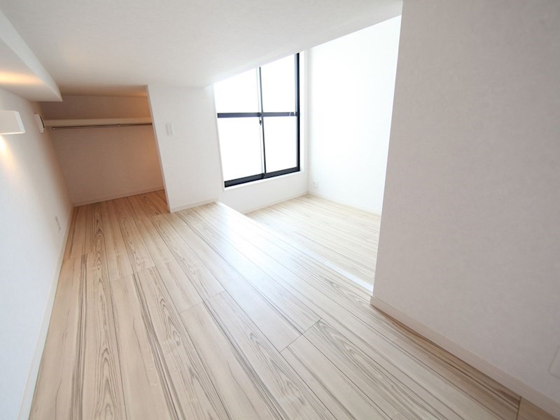 その他部屋・スペース　アンダーロフト5帖（収納としてもお部屋としても使えます）