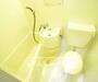 トイレ　ユニットバスのトイレです