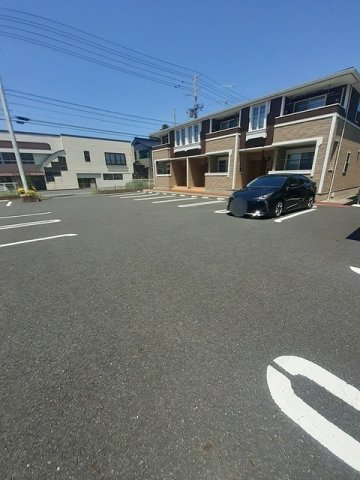 駐車場　駐車スペースもあります