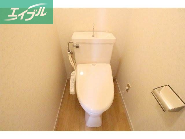 トイレ　ウォシュレット付きトイレ