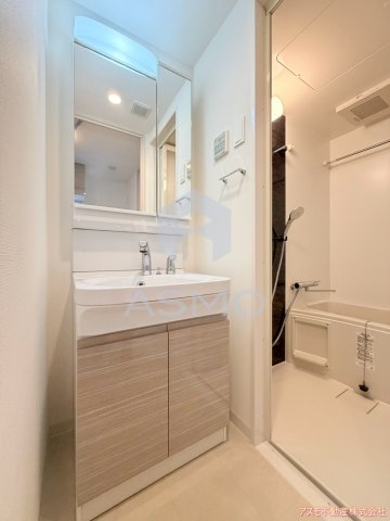 洗面設備　同マンション別部屋　参考写真