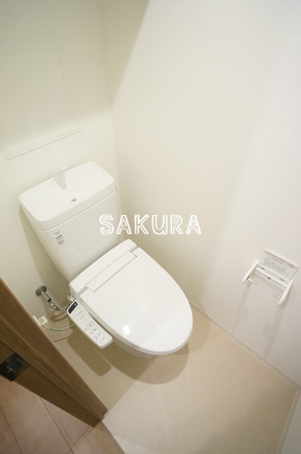 トイレ　落ち着いた色調のトイレです♪