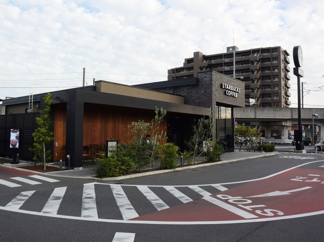 飲食店　スターバックスコーヒー岡山中仙道店（飲食店）まで500m