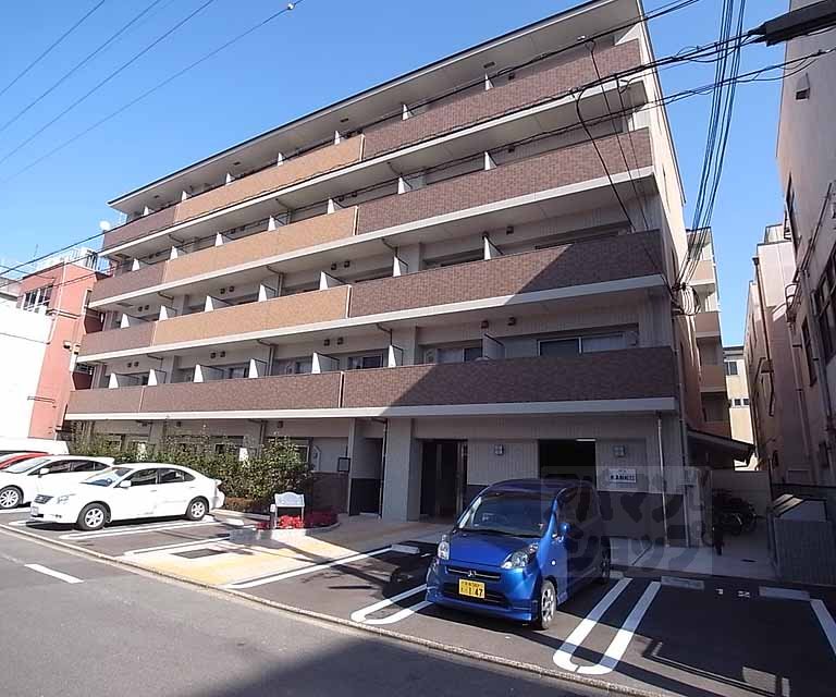 リヴ・フィールド・京美の外観写真