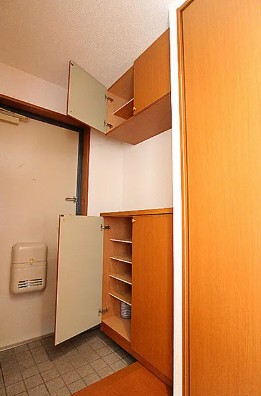 西鉄天神大牟田線 井尻駅 徒歩29分 6階建 築37年の内装写真