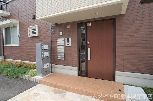 ＪＲ豊肥本線 武蔵塚駅 徒歩46分 3階建 築6年の外観写真