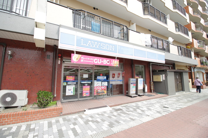 コンビニ　ローソン（コンビニ）まで160m