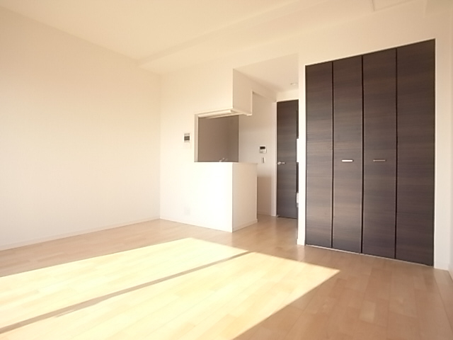 その他設備　全室南向きで日当たり良好のお部屋です。