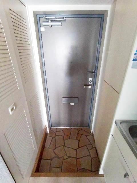 玄関　同仕様タイプ