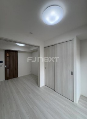 その他部屋・スペース　落ち着いて過ごせるお部屋なので、寝室にいかがでしょうか