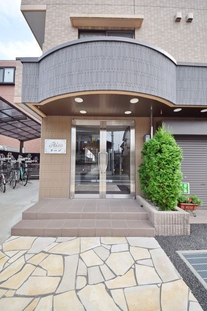 西武新宿線 本川越駅 徒歩7分 3階建 築14年の外観写真