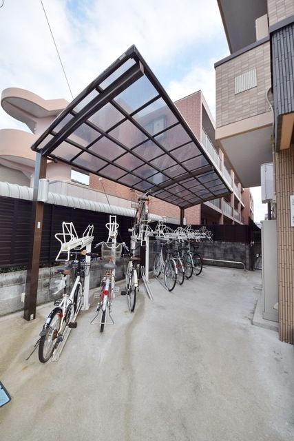 西武新宿線 本川越駅 徒歩7分 3階建 築14年の外観写真