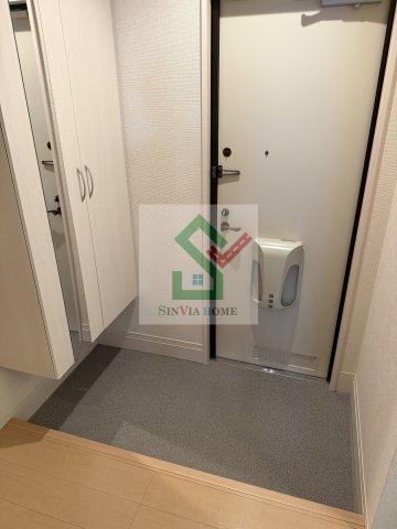 オーキッドの玄関写真