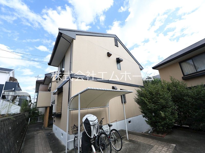 建物外観　外観　1フロア2部屋（全部屋角部屋）