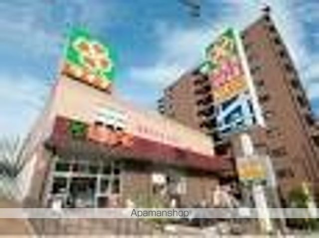 スーパー　ライフ　土佐堀店（スーパー）まで698m