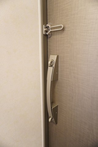 ルーブル練馬赤塚の玄関写真