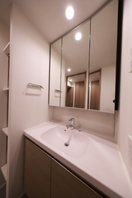 洗面設備　別部屋参考写真