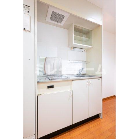 キッチン　同建物内、別のお部屋の参考写真になります。