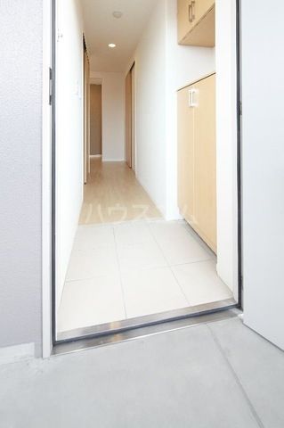 見沼区七里アパート新築工事の玄関写真