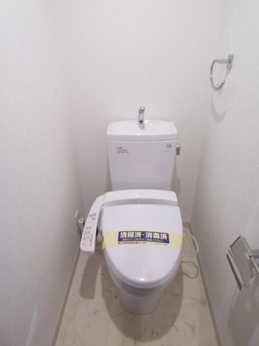 東京メトロ丸ノ内線 茗荷谷駅 徒歩5分 14階建 築22年のトイレ写真