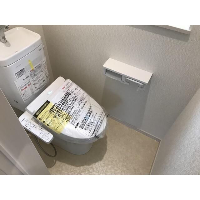 トイレ　トイレもきれいです