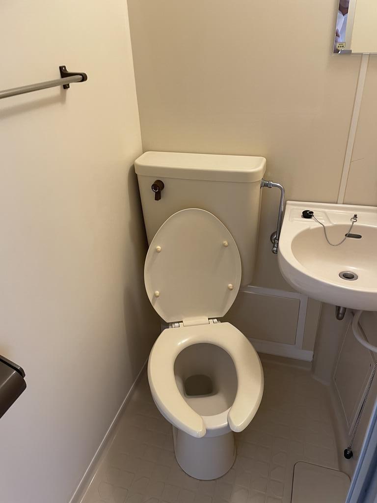 グローリア初穂武蔵境のトイレ写真