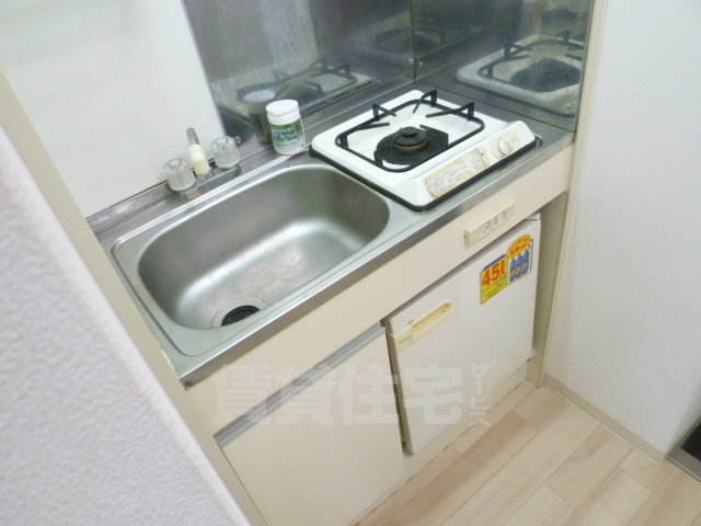 ＪＲ阪和線 百舌鳥駅 徒歩3分 4階建 築31年のキッチン写真