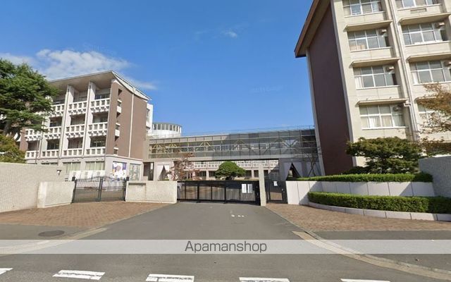 高校・高専　茨城県立土浦第二高等学校（高校・高専）まで974m