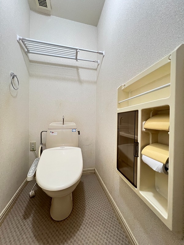 ディアス・ボナールのトイレ写真
