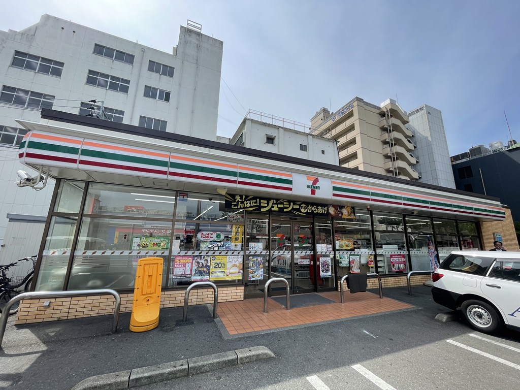 コンビニ　セブンイレブン福岡那の津通り店（コンビニ）まで360m