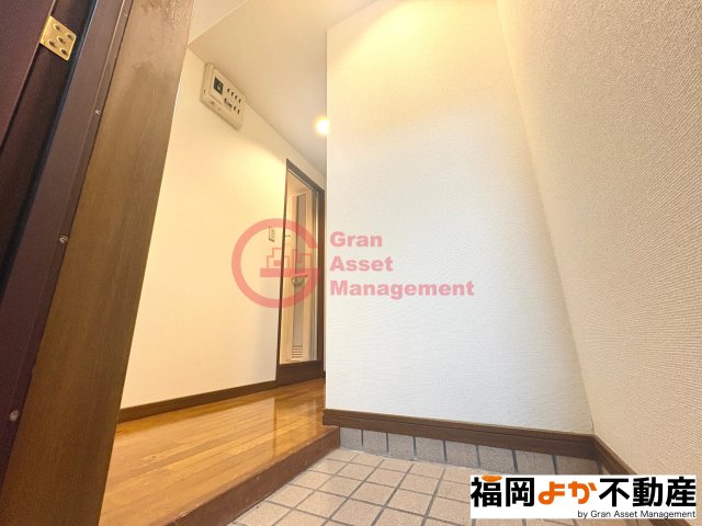 玄関　【福岡よか不動産】毎日通る玄関はこちらです