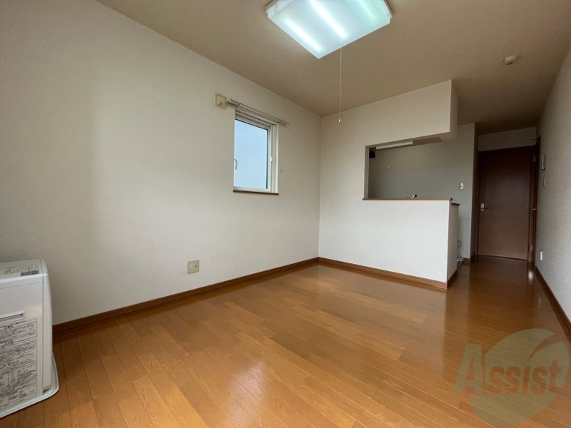 居室・リビング　広くてキレイなお部屋が広がっていて、充実した生活が送れそう。