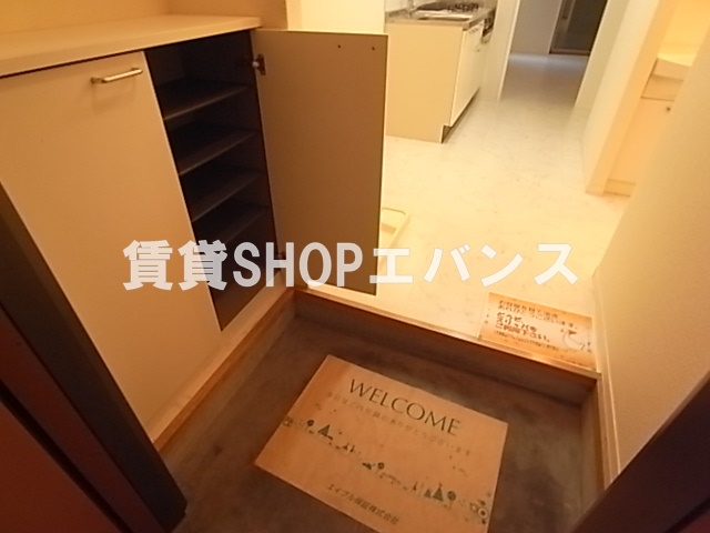 玄関　シンプルで使いやすい玄関です