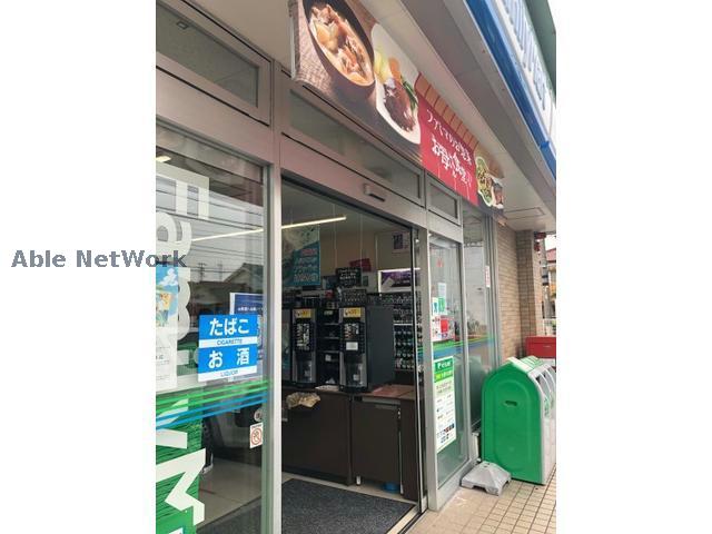 コンビニ　ファミリーマート西尾羽塚店（コンビニ）まで482m