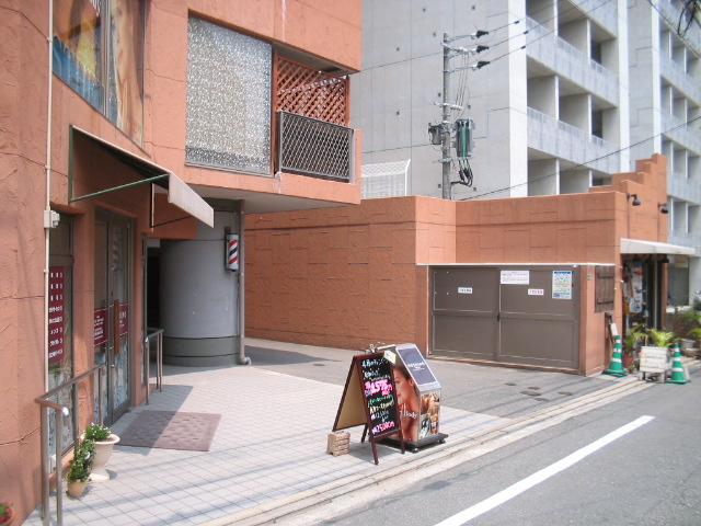 楠原ビルの外観写真