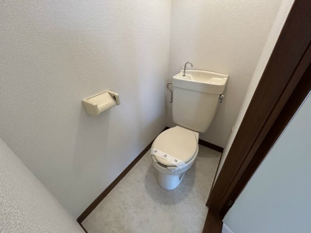 ベルエアー三ノ輪のトイレ写真
