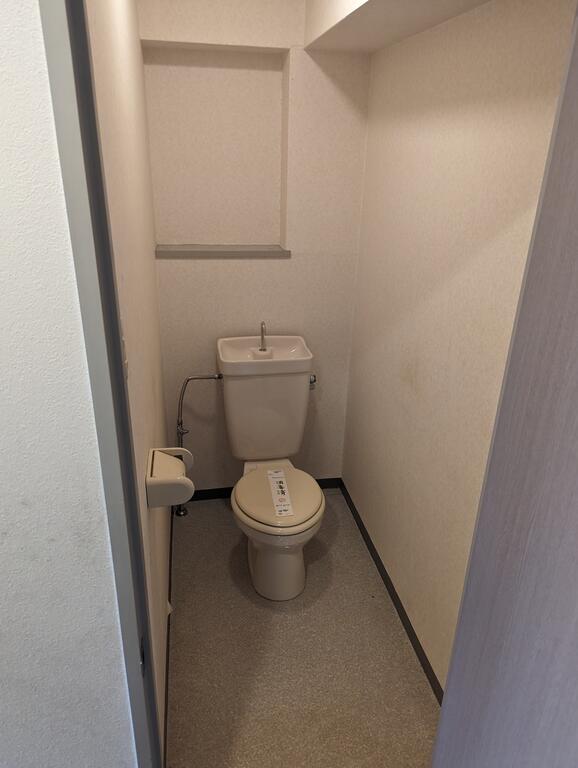 シャトーサンショウのトイレ写真