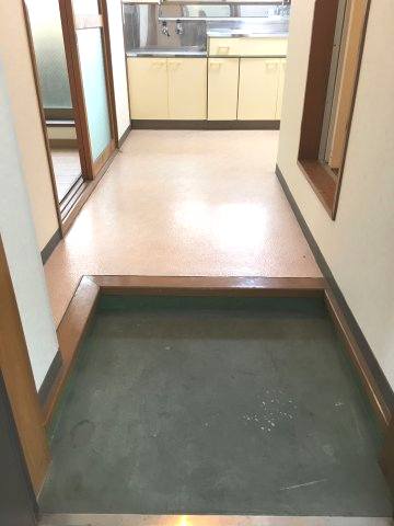 ピュア大町の玄関写真